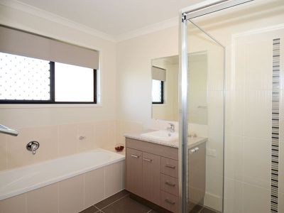 4 BIRCHWOOD COURT, Burrum Heads