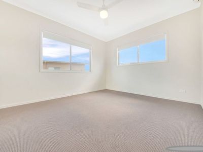 1 / 1 Collins Lane, Kin Kora