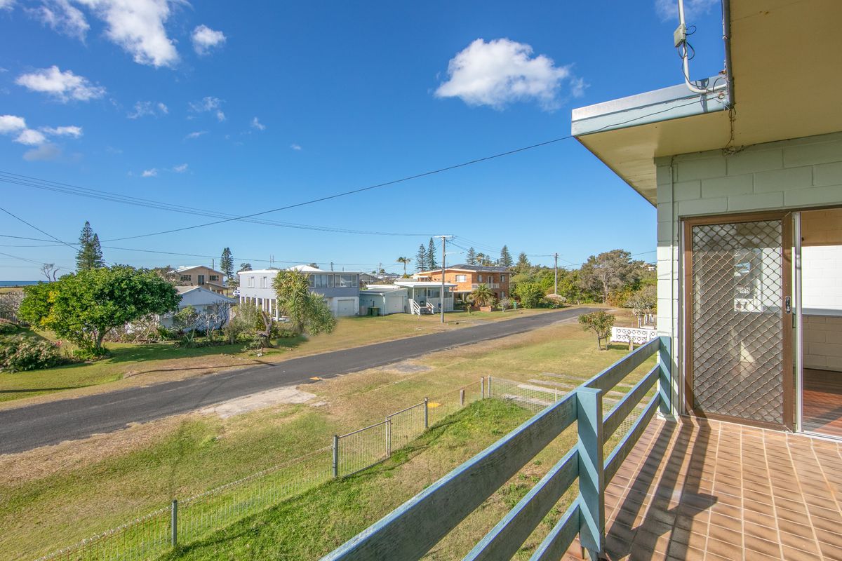 28 Honeysuckle Street, Brooms Head