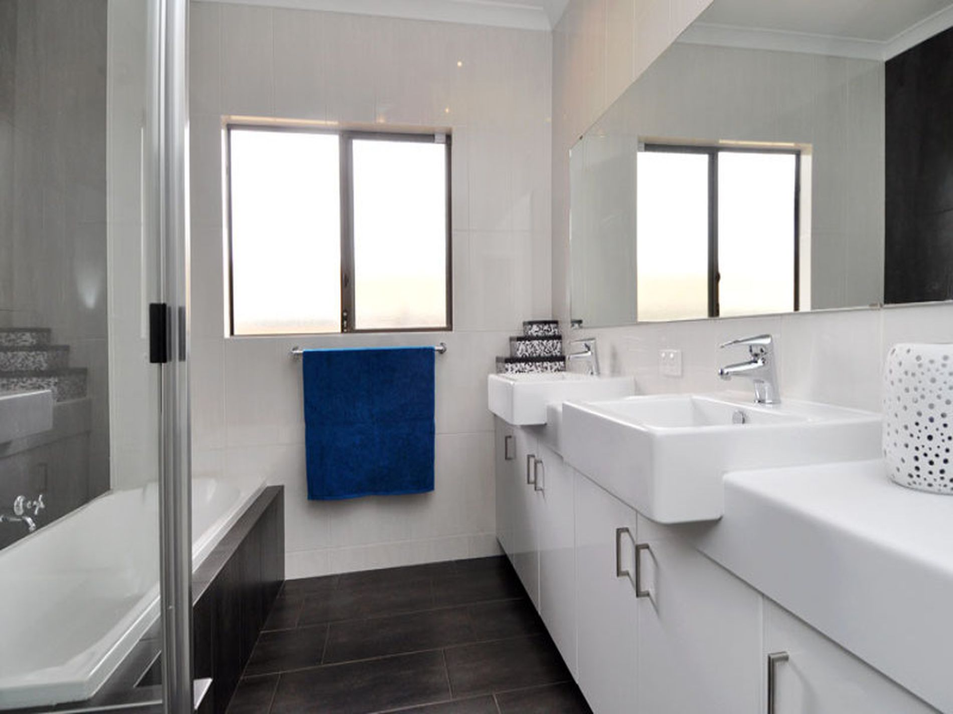 2 Pirring Way, Hannans