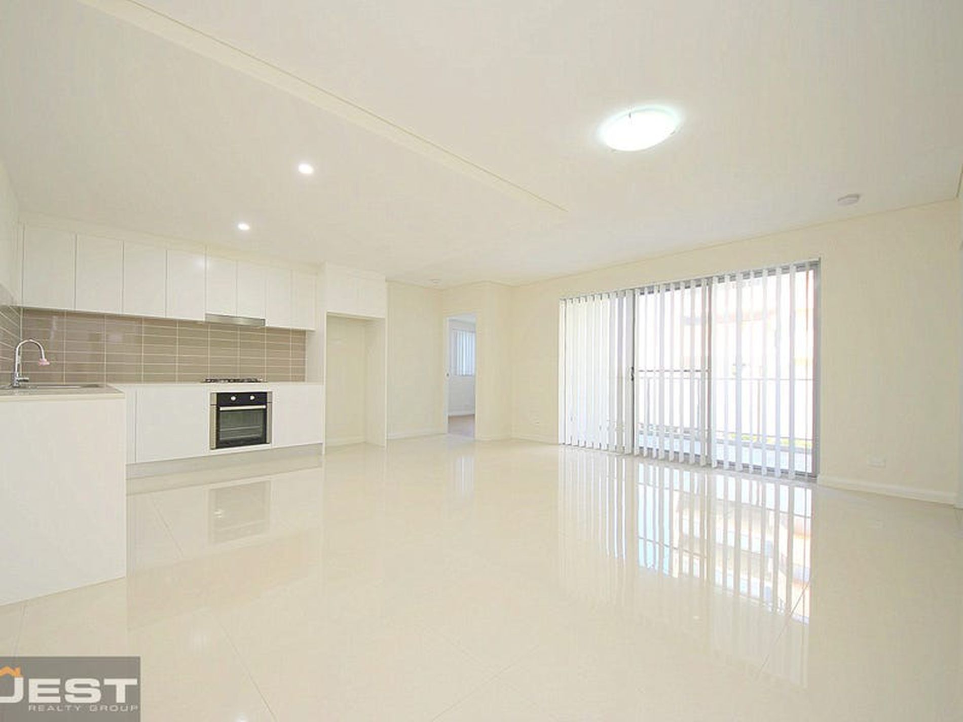 A405 / 4-6 French Avenue, Bankstown