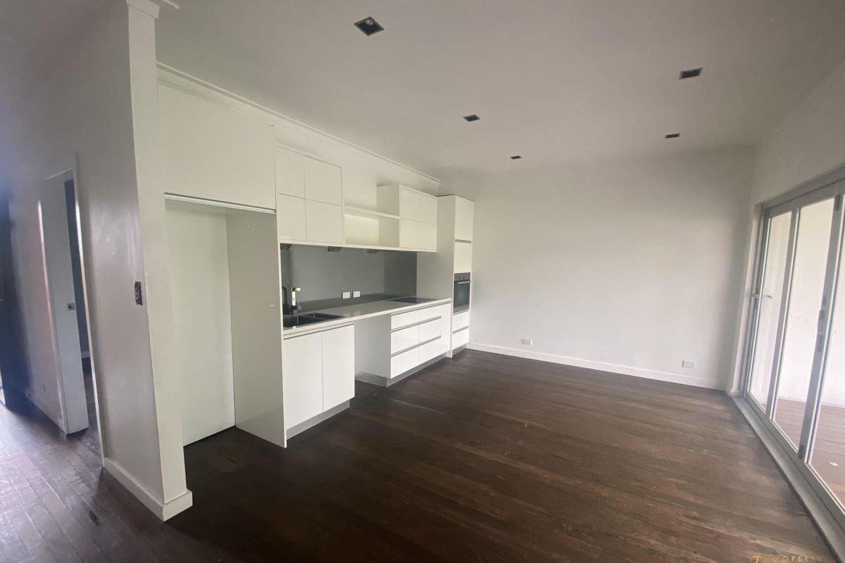 18 Pennant Parade, Carlingford