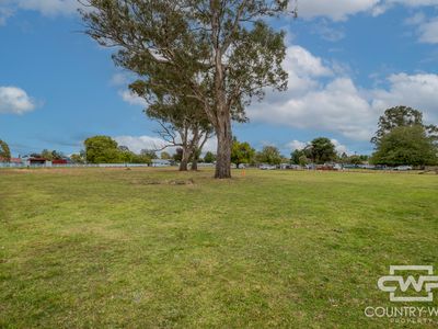 21 Vernon Street, Guyra