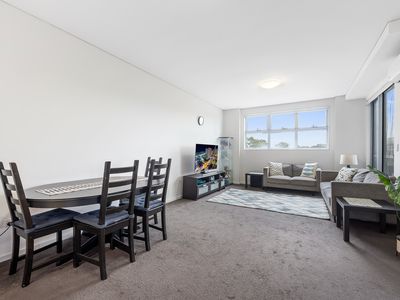 338 / 44 Armbruster Avenue, North Kellyville
