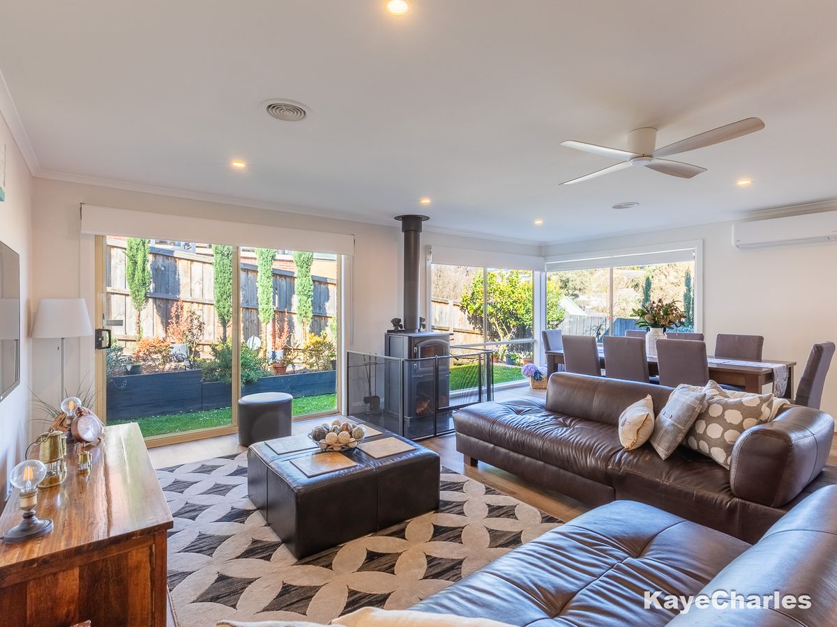 6 Mountain View Circuit, Beaconsfield
