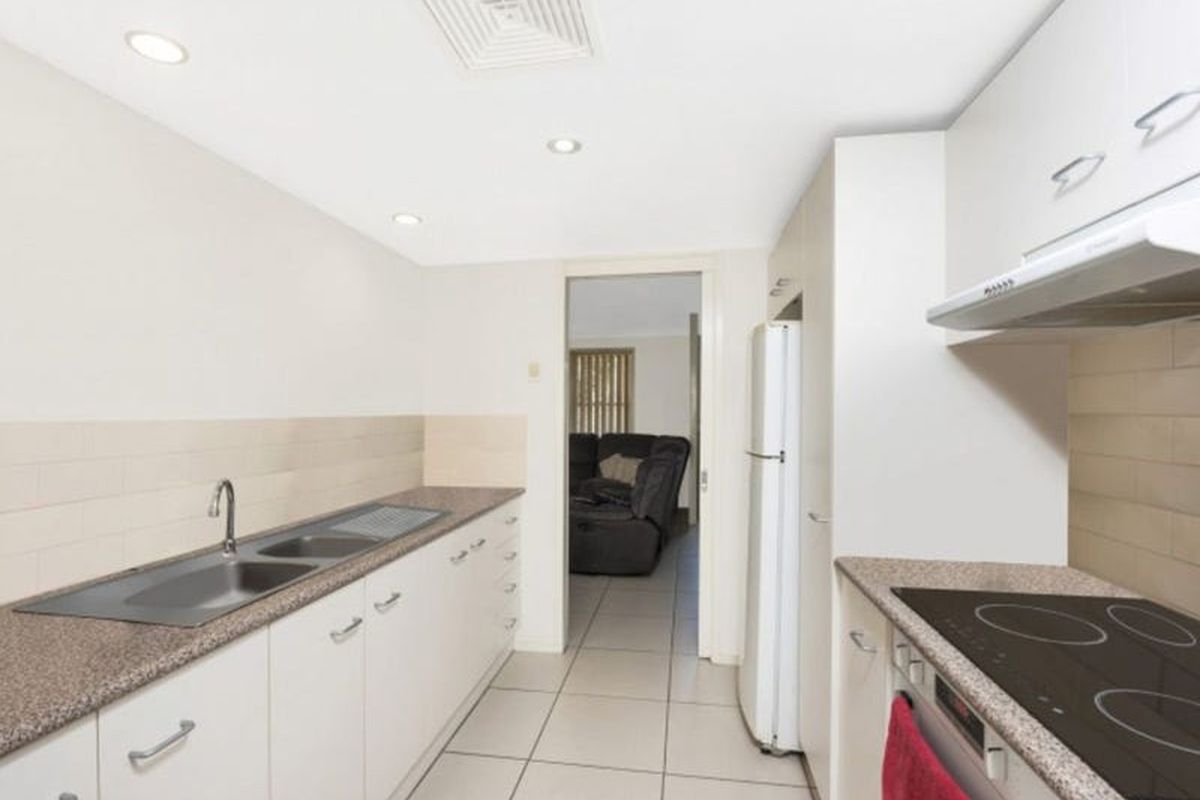 2 / 14 Wagners Place, Mardi