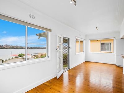 98 Lakeview Parade, Primbee