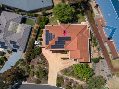 2 Camphorwood Close, Jerrabomberra