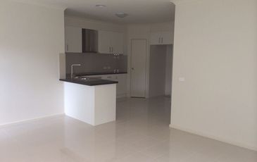6 / 2-4 Edinburgh Drive, Beaconsfield
