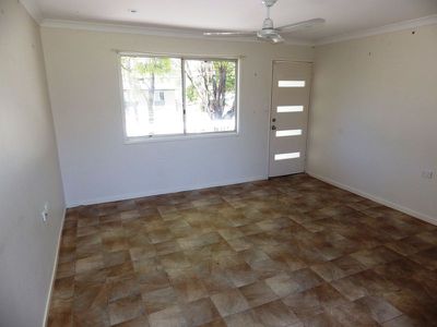 16 Bridge Street, North Booval