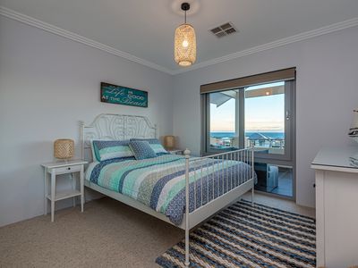 9 Bass Chase, Yanchep