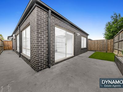 12 Bearing Street, Donnybrook