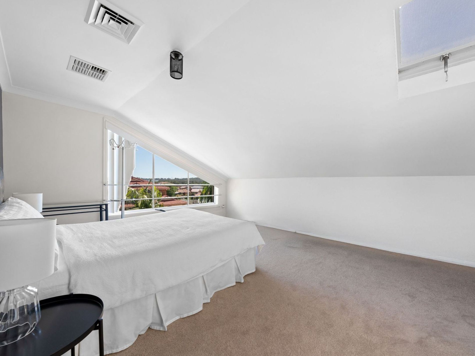 6 Bishop Close, Green Valley