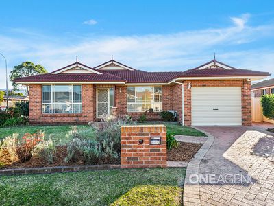 12 Amanda Place, Horsley