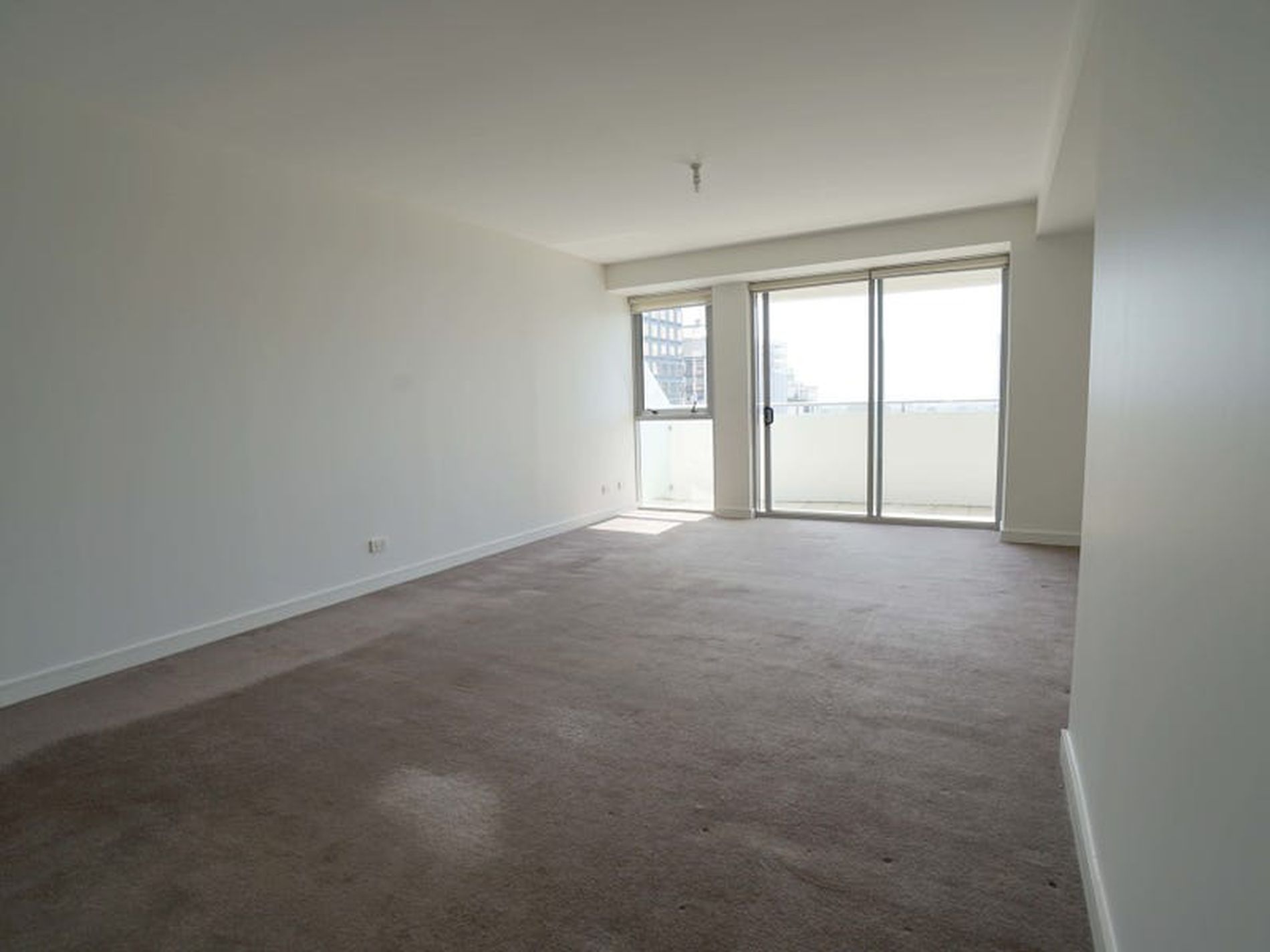 1806 / 77-81 Berry Street, North Sydney