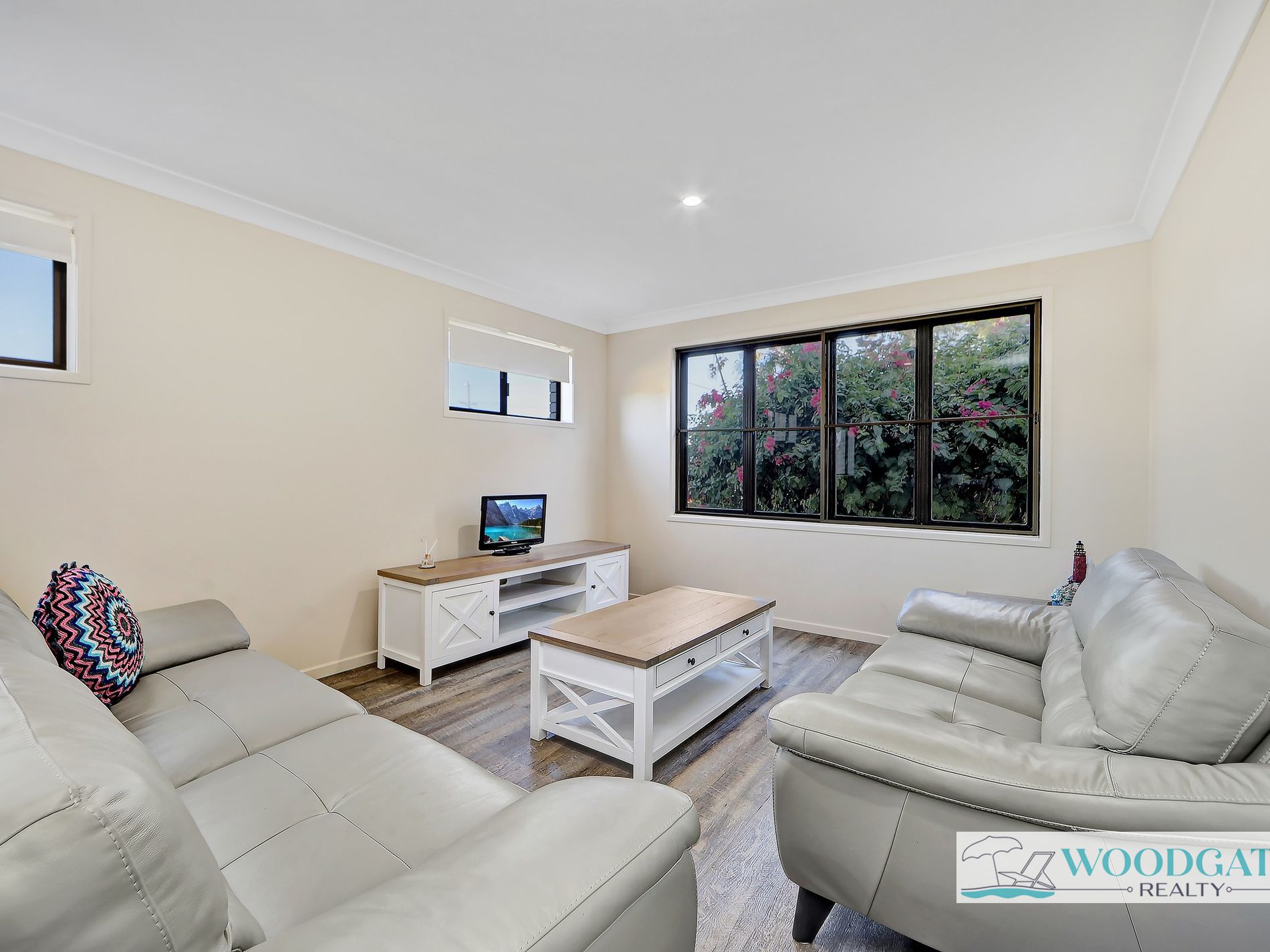 1B Fifth Avenue Woodgate, Woodgate