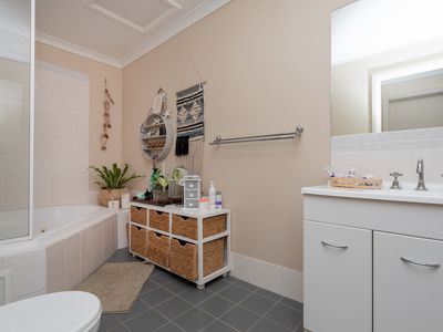 8 / 11 Doeberl Place, Karabar