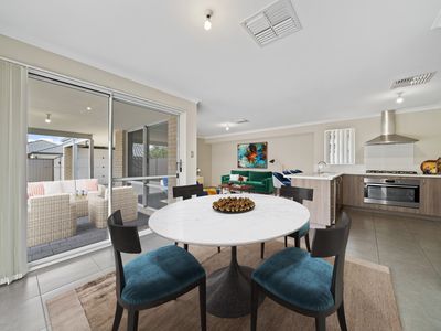 20 Montpellier Way, Piara Waters