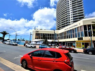 7 / 9 Trickett Street, Surfers Paradise