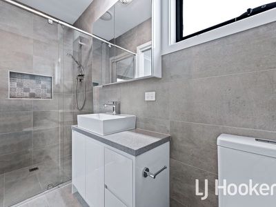 1 / 17 Harmer Road, Hallam