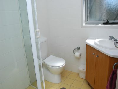 3 / 21 Lake Street, Eden