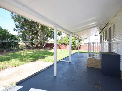 8 Woogaroo Street, Goodna