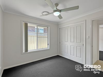 17  Lansdowne Drive, Dubbo