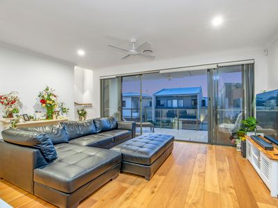 19 / 1 Lyra Avenue, Hope Island