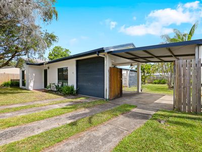 6 Yates Court, White Rock