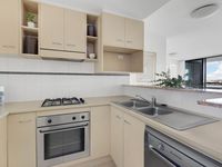 A23 / 100 Bowen Terrace, New Farm