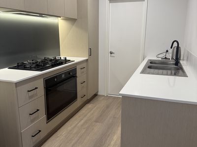 102 Leeward Avenue, Eglinton