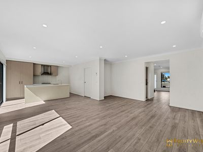 29 Illustration Avenue, Mambourin