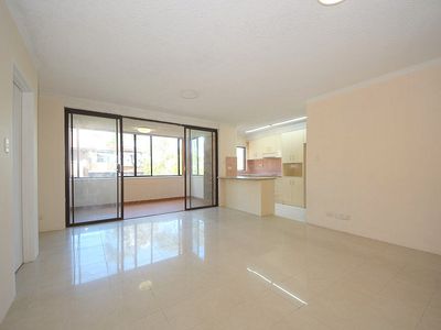 4 / 85 Cairds Avenue, Bankstown