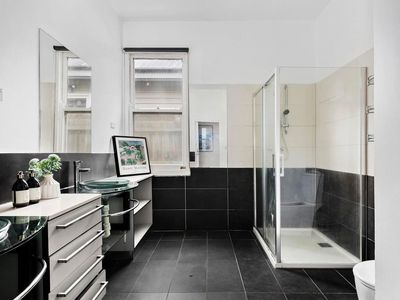 11 Pattison Street, Moonee Ponds