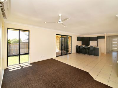 1 Brittany Cres, Raceview