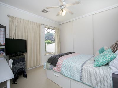 121 Cliff Street, Glengowrie