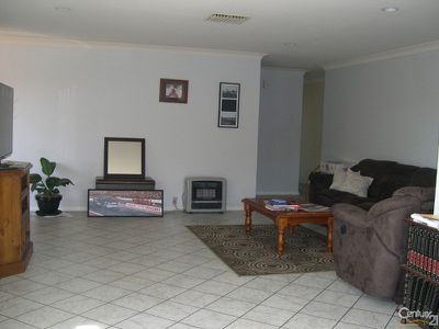 76 Murrayfield Drive, Dubbo