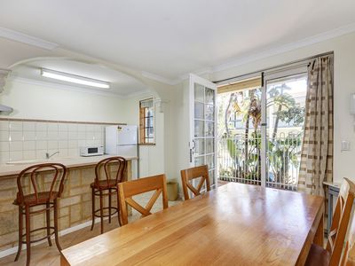 126 / 251 West Coast Highway, Scarborough