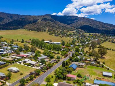 155 Kiewa Valley Highway, Tawonga South