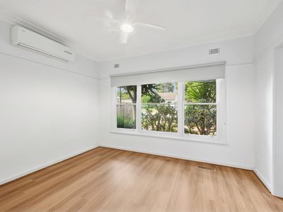 70 Breakwater Road, Thomson