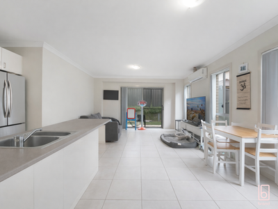 28 Satinash Drive, Hamlyn Terrace