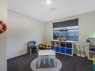 4 Carbon Street, Yanchep