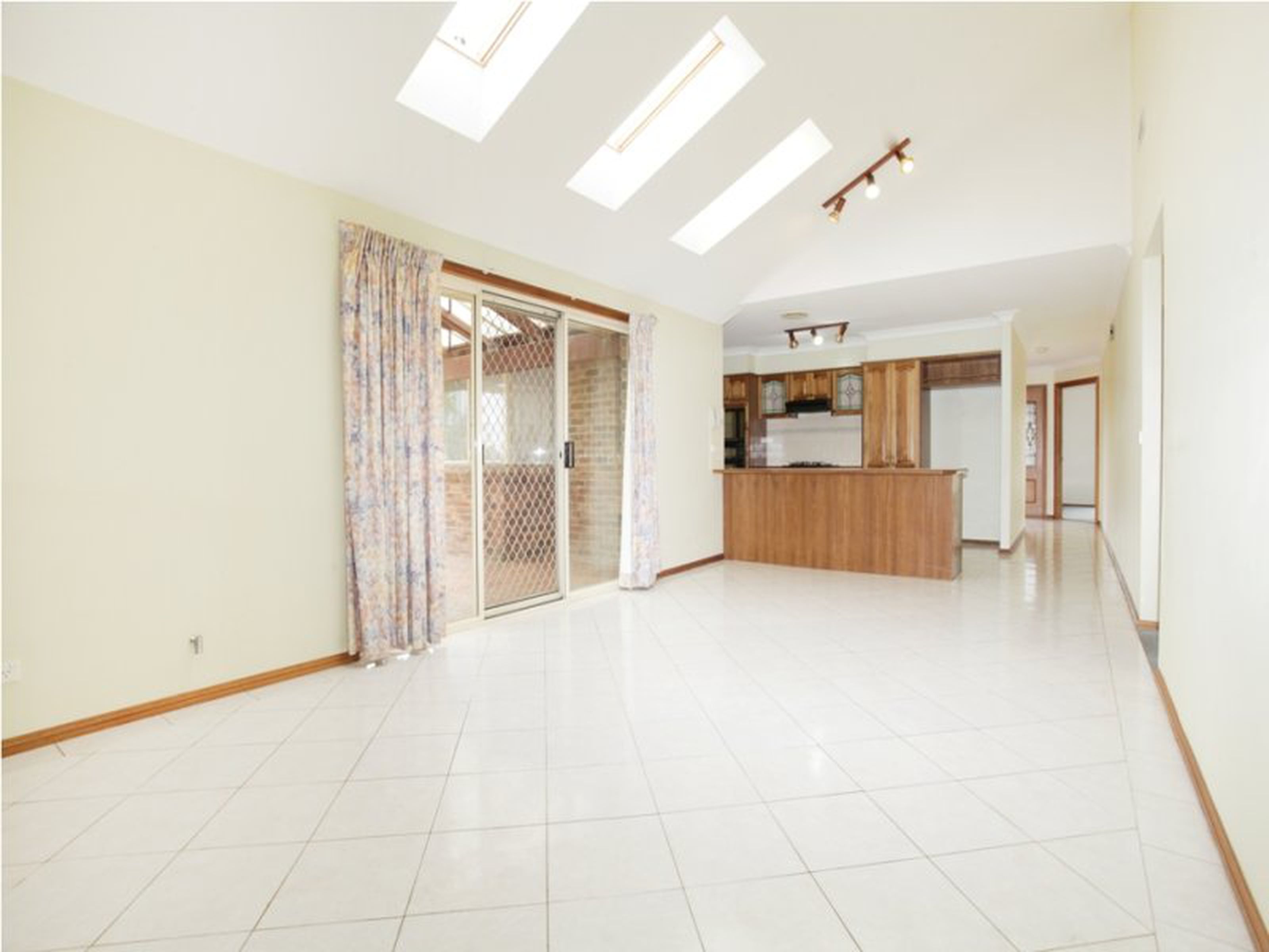 5 Harrower Place , GLENMORE PARK