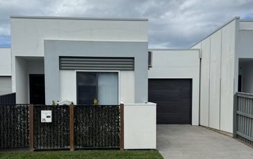 76 Olivia Crescent, Nirimba