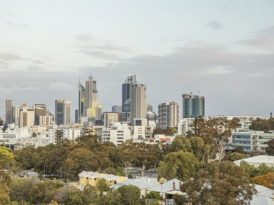 59 / 172 Railway Parade, West Leederville