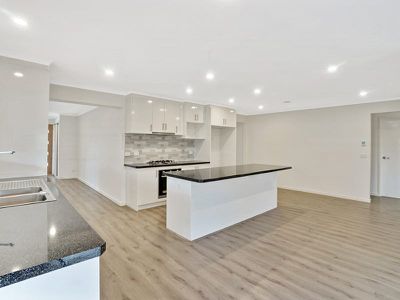 2 Tasman Place, Wyndham Vale