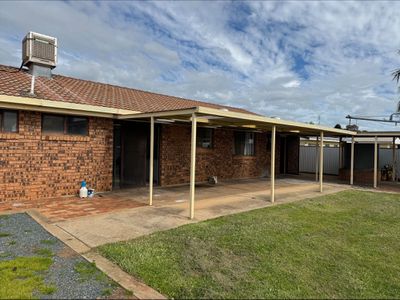 10 Medlyn Street, Parkes