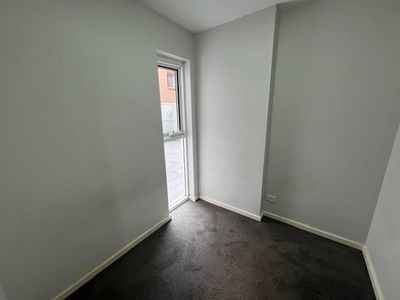 1 / 67 Bathurst Street, Liverpool
