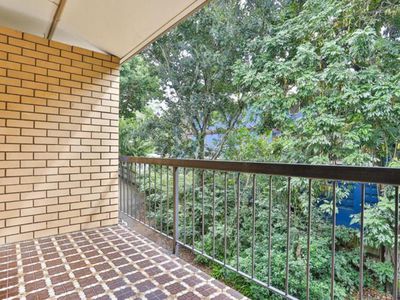 3 / 82 Miskin Street, Toowong