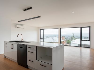 2 / 100 Granville Street, West Launceston
